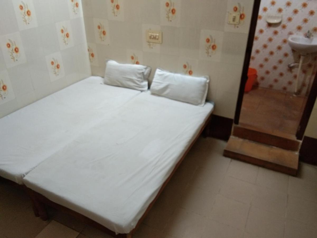Hotel Sriram Lodge Tirupati Exterior foto