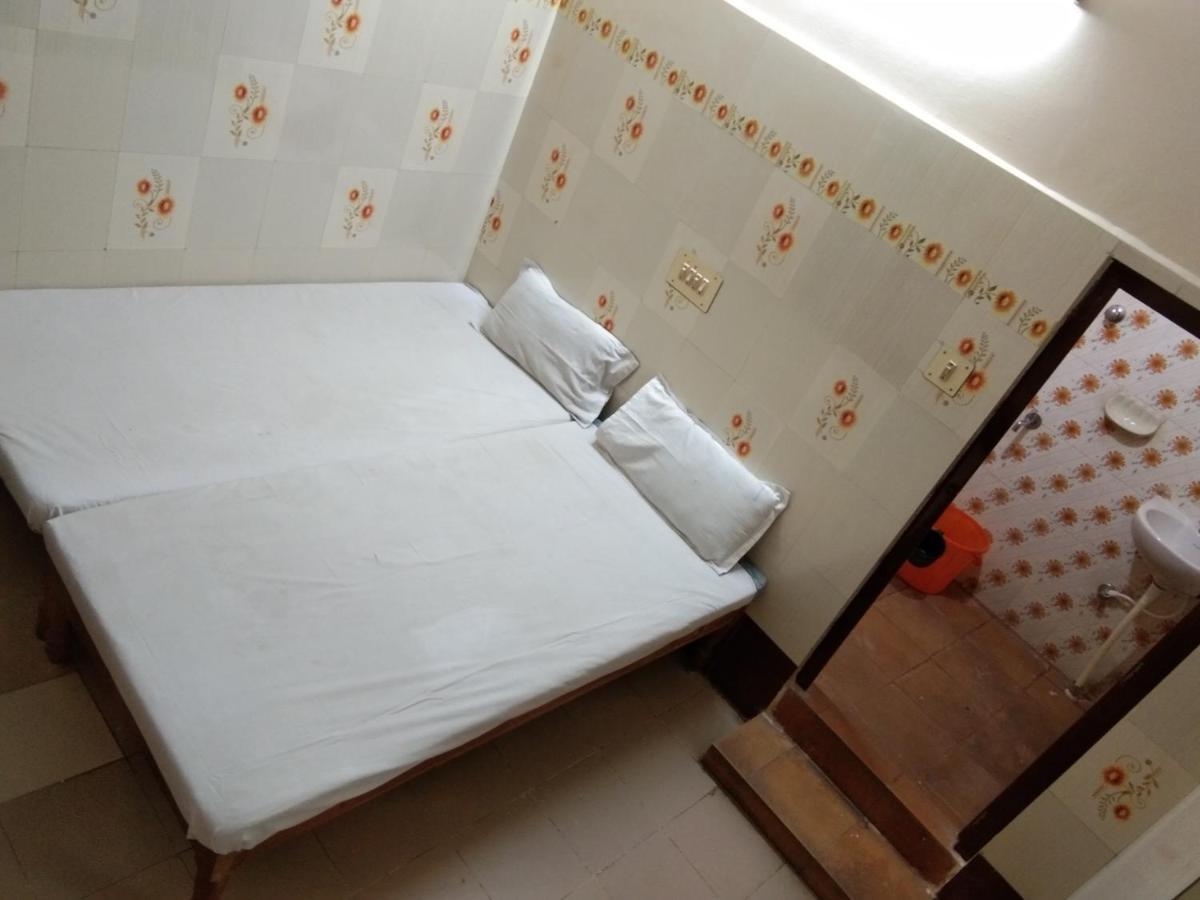 Hotel Sriram Lodge Tirupati Exterior foto