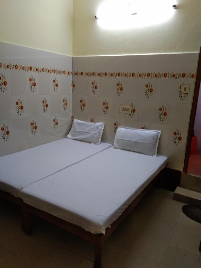Hotel Sriram Lodge Tirupati Exterior foto