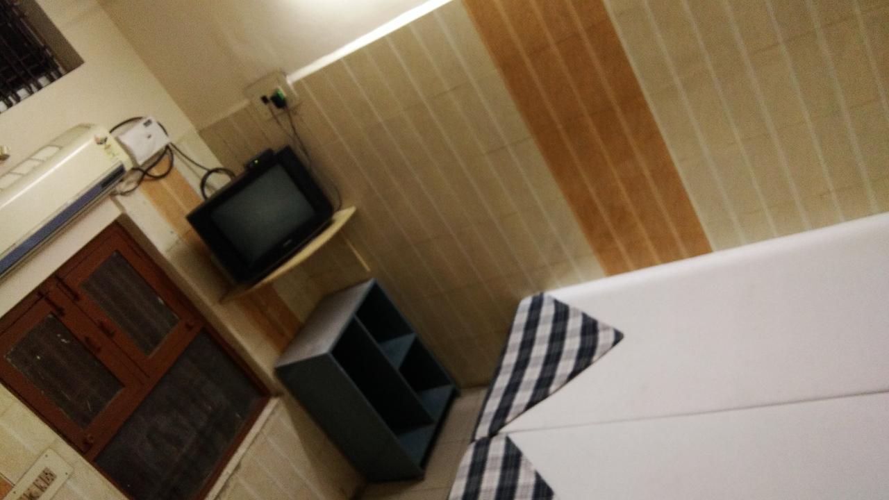 Hotel Sriram Lodge Tirupati Exterior foto